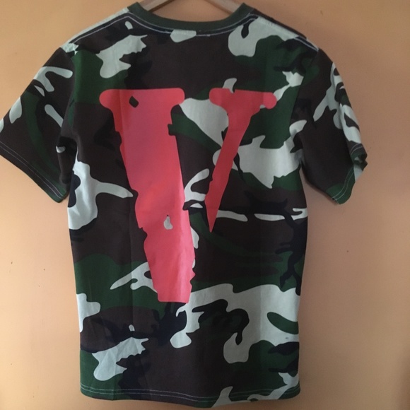 Made in USA VLONE FRIENDS- T-Shirt Camo - Picture 3 of 11